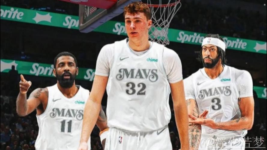 弗拉格场上主导力突出,他正逐步担起独行侠核心引擎角色 弗拉格场上主导力突出,他正逐步担起独行侠核心引擎角色