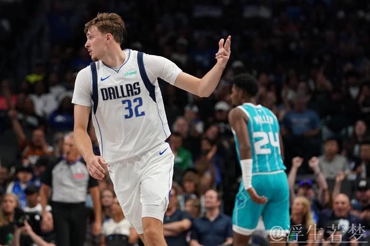 弗拉格场上主导力突出,他正逐步担起独行侠核心引擎角色 弗拉格场上主导力突出,他正逐步担起独行侠核心引擎角色